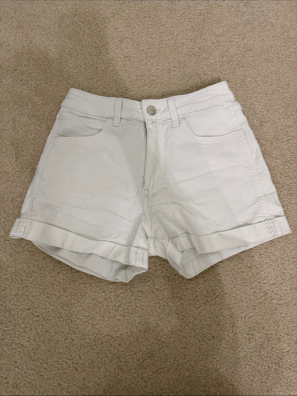 H&M White Women's Rolled-Hem Jean Shorts Size 4